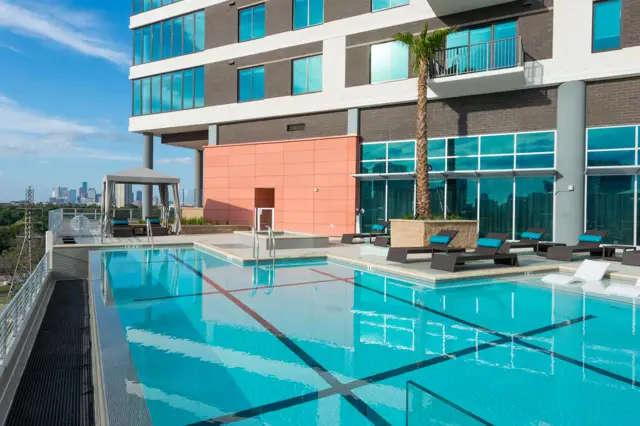 Furnished apartment in the Galleria area