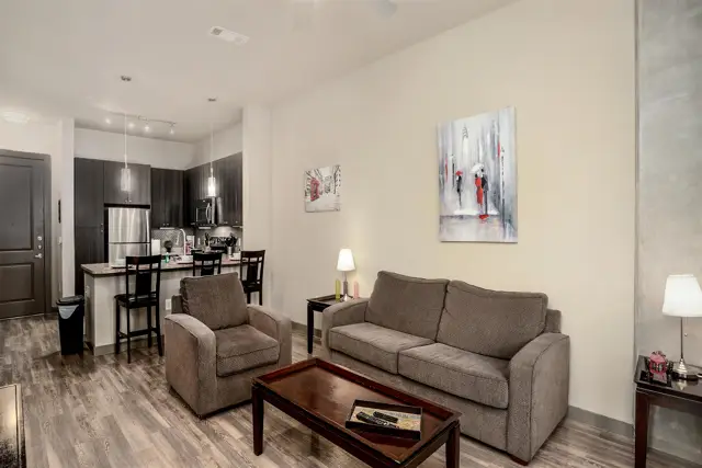 Furnished apartment for the Energy Corridor
